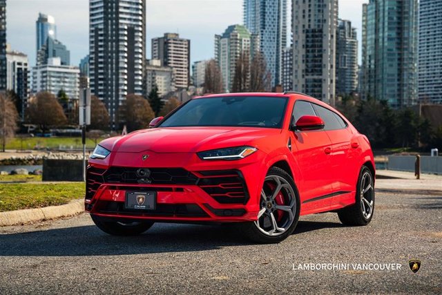 2022 Lamborghini Urus in Vancouver, British Columbia