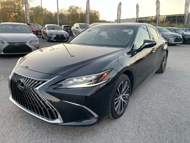 2024 Lexus ES 300h in Laval, Quebec