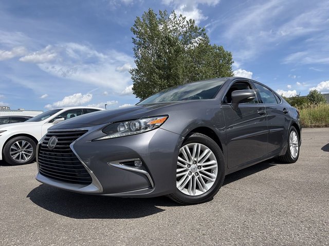 Lexus ES  2018 à Laval, Québec