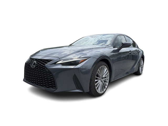 Lexus IS 300  2025 à Laval, Québec