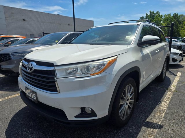 2016 Toyota Highlander in Markham, Ontario