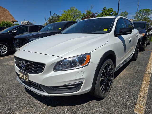 2018 Volvo V60 Cross Country in Markham, Ontario