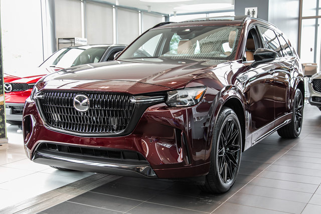 Mazda CX-90 Hybrid  2024 à Dorval, Québec