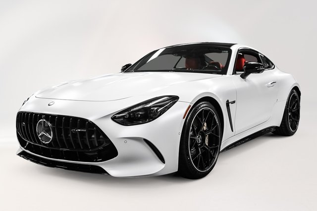 2025 Mercedes-Benz AMG GT63 in Dollard-des-Ormeaux, Quebec