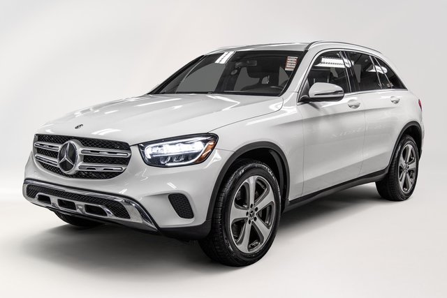 2020 Mercedes-Benz GLC300 in Dollard-des-Ormeaux, Quebec