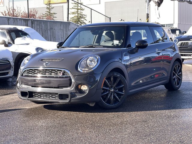 2019 MINI 3 Door in Calgary, Alberta