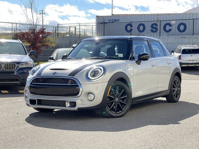 2019 MINI 5 Door in Calgary, Alberta