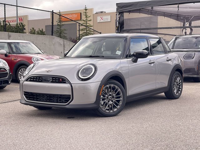 2025 MINI COOPER (5) in Calgary, Alberta