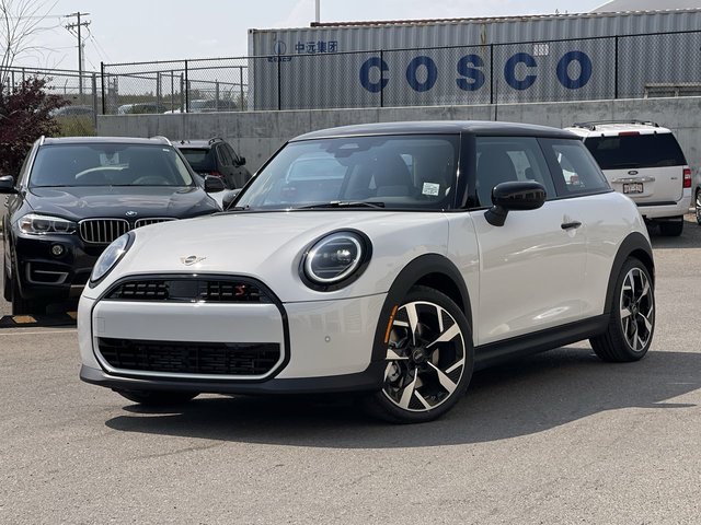 2025 MINI COOPER (3) in Calgary, Alberta