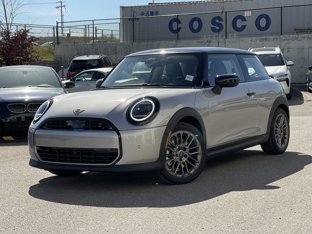 2025 MINI COOPER (3) in Calgary, Alberta