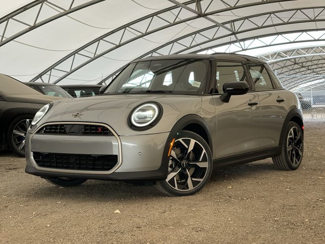 2025 MINI COOPER (5) in Calgary, Alberta