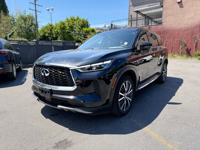 2024  QX60 in North Vancouver, British Columbia