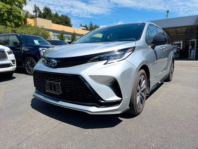 2025  Sienna in Vancouver, British Columbia