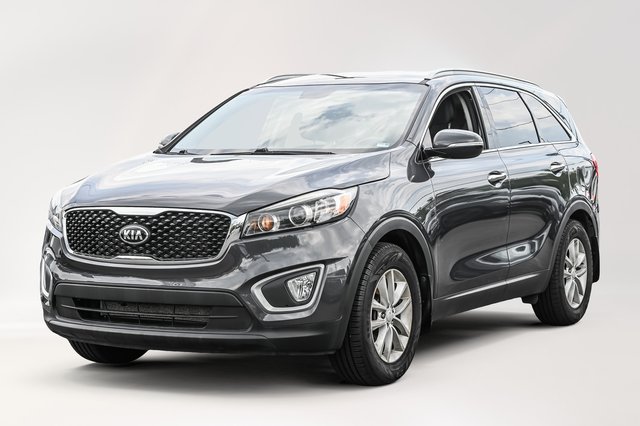 Kia Sorento  2016 à Saint-Bruno-de-Montarville, Québec