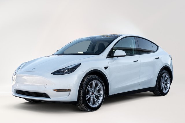 Tesla Model Y  2023 à Saint-Bruno-de-Montarville, Québec