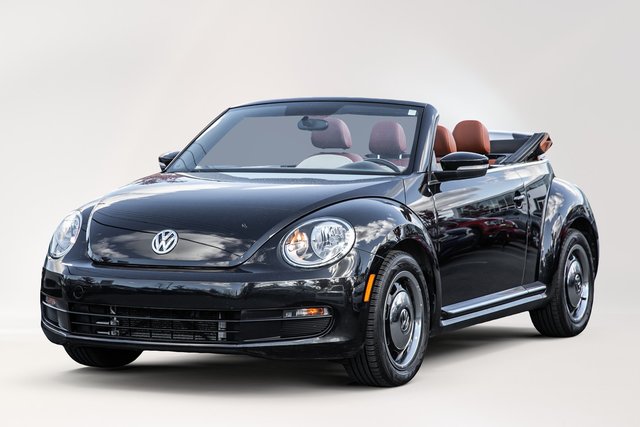 2016 Volkswagen Beetle Convertible in Saint-Bruno-de-Montarville, Quebec