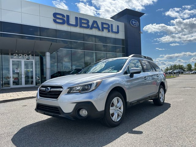 Subaru Outback  2018 à Dorval, Québec