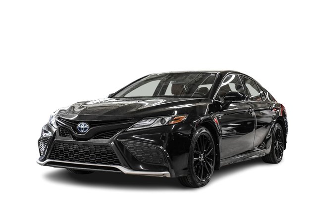 2022 Toyota Camry Hybrid in Verdun, Quebec