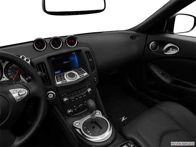 Ниссан 370z салон