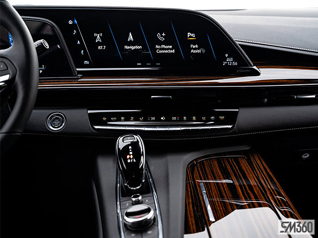 CADILLAC ESCALADE ESV LUXE 2024