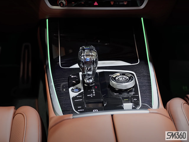 2025 BMW  ALPINA XB7-23