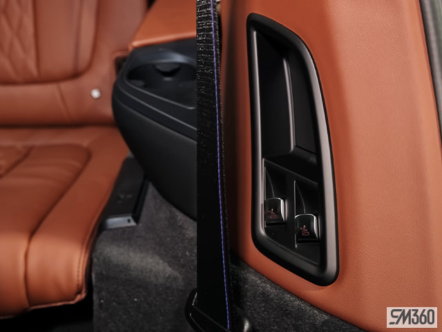 2025 BMW  ALPINA XB7-27