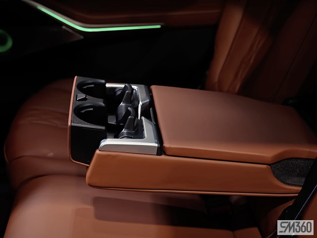 2025 BMW  ALPINA XB7-28