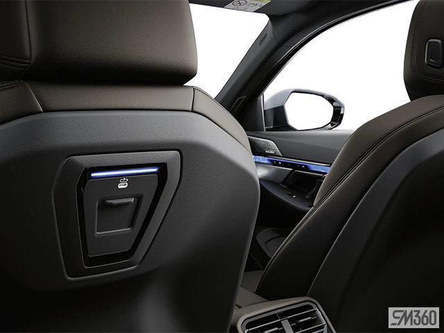 2025 BMW 5 Series Sedan PHEV 550E XDRIVE-43