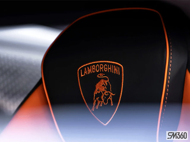 2025 LAMBORGHINI Revuelto