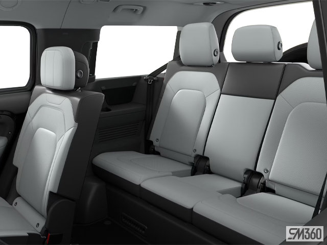 2025  Defender 130 V8