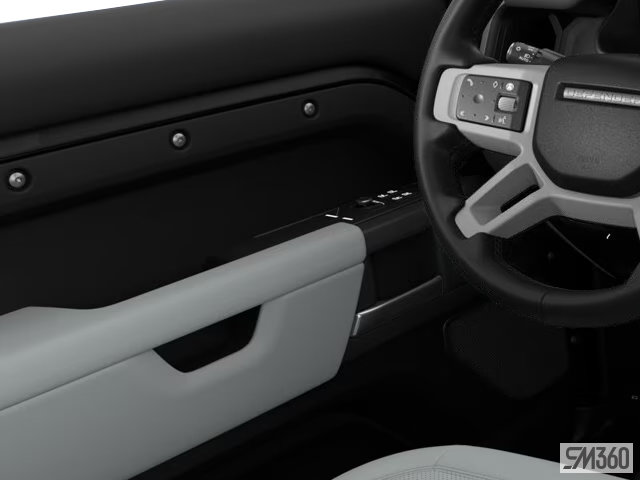 2025  Defender 130 V8