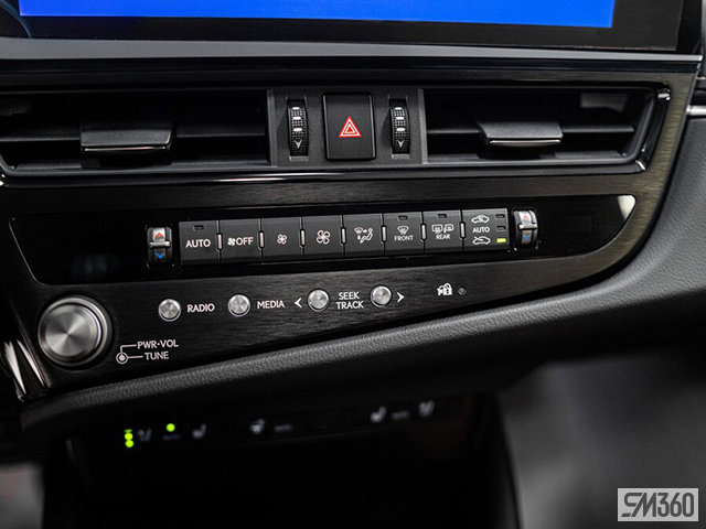 LEXUS ES F SPORT DESIGN 2025