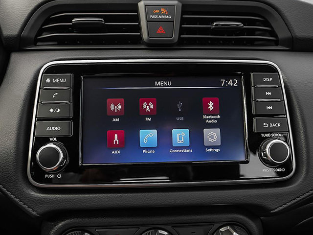 2025 NISSAN Versa S-19