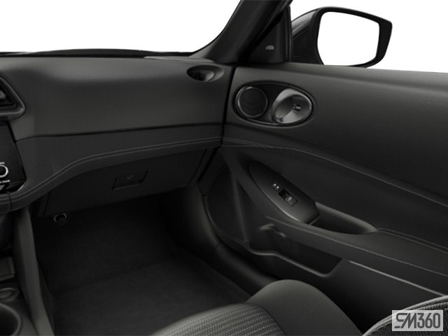 2025 NISSAN Z SPORT MT-9