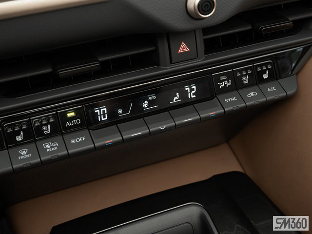 TOYOTA Crown Signia LIMITED 2025