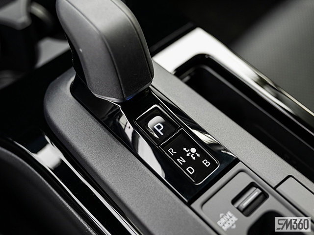 TOYOTA Prius LIMITED AWD 2025