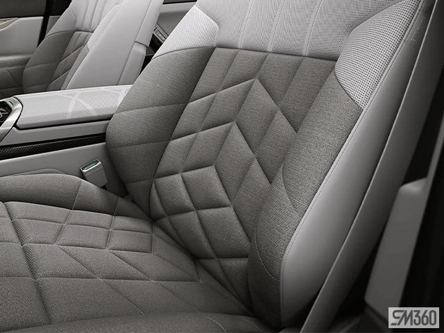 2026 BMW i7 M70 XDRIVE-28