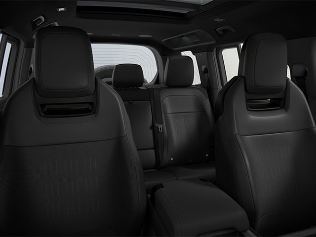 2026  Defender 110 Mild Hybrid OCTA BLACK