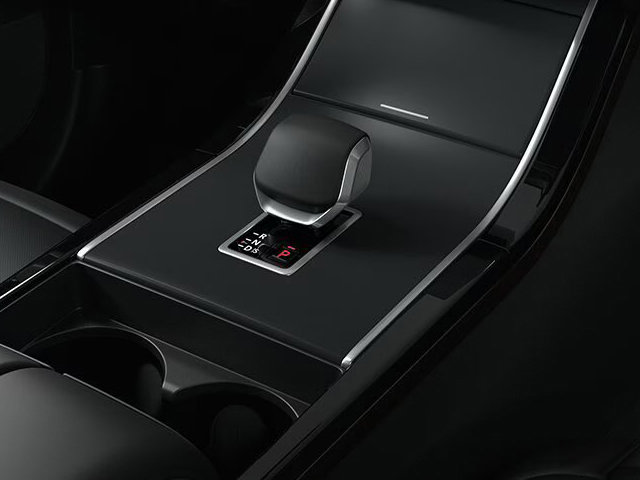 2026  Range Rover Velar Mild Hybrid DYNAMIC SE