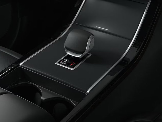 2026  Range Rover Velar DYNAMIC SE