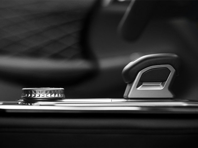 2026 MITSUBISHI Outlander Plug-in Hybrid GT NOIR S-AWC-25