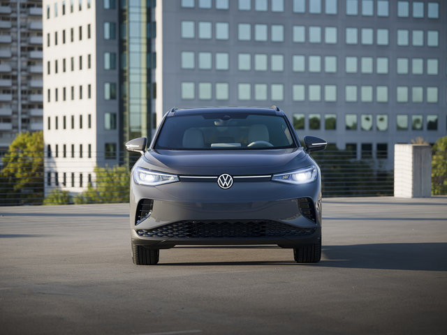 Pourquoi la Volkswagen ID.4 2023 surpasse la Hyundai IONIQ 5 2023