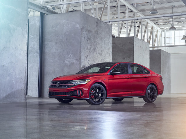 Volkswagen Jetta GLI 2023 : Quand la puissance rencontre la précision allemande