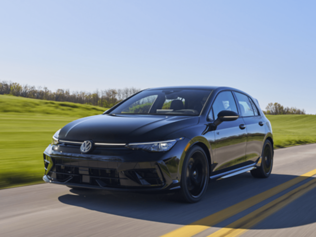 2026 & 2025 Golf R: Price and Technical Specifications