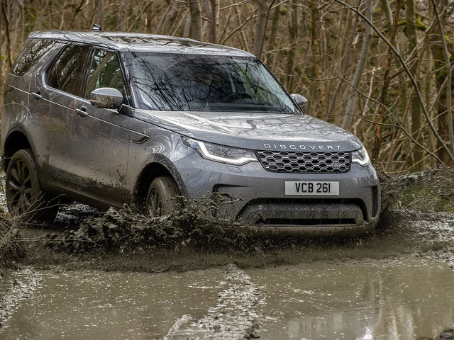 L'aventure redéfinie : Découvrez les vacances d'été en famille dans un Land Rover