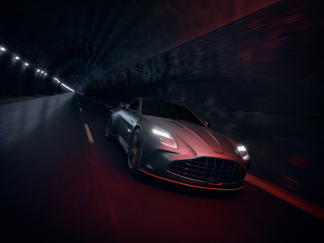 Discover the Aston Martin Vantage S