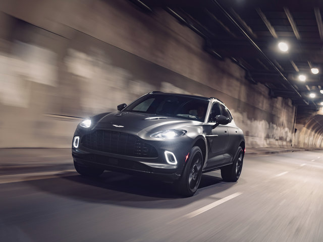 What it feels like to drive a new Aston Martin DBX