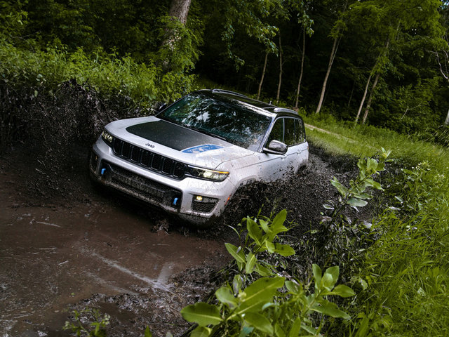 Découvrez le groupe motopropulseur hybride rechargeable avancé du Jeep Grand Cherokee 4xe 2023