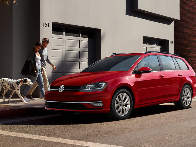 Why Your Family Should Consider a Pre-Owned 2019 Volkswagen Golf SportWagen