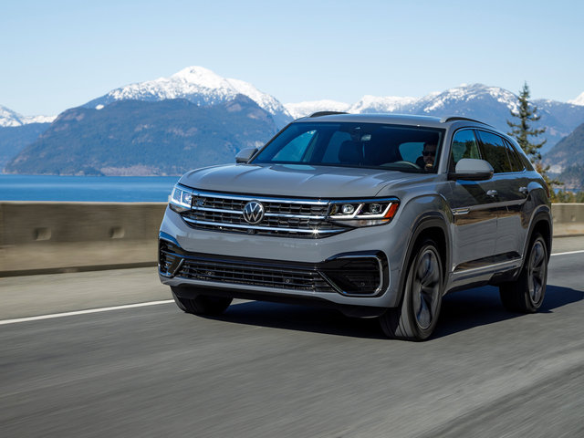 Top 3 Reasons to Choose a Pre-Owned 2020 Volkswagen Atlas Cross Sport